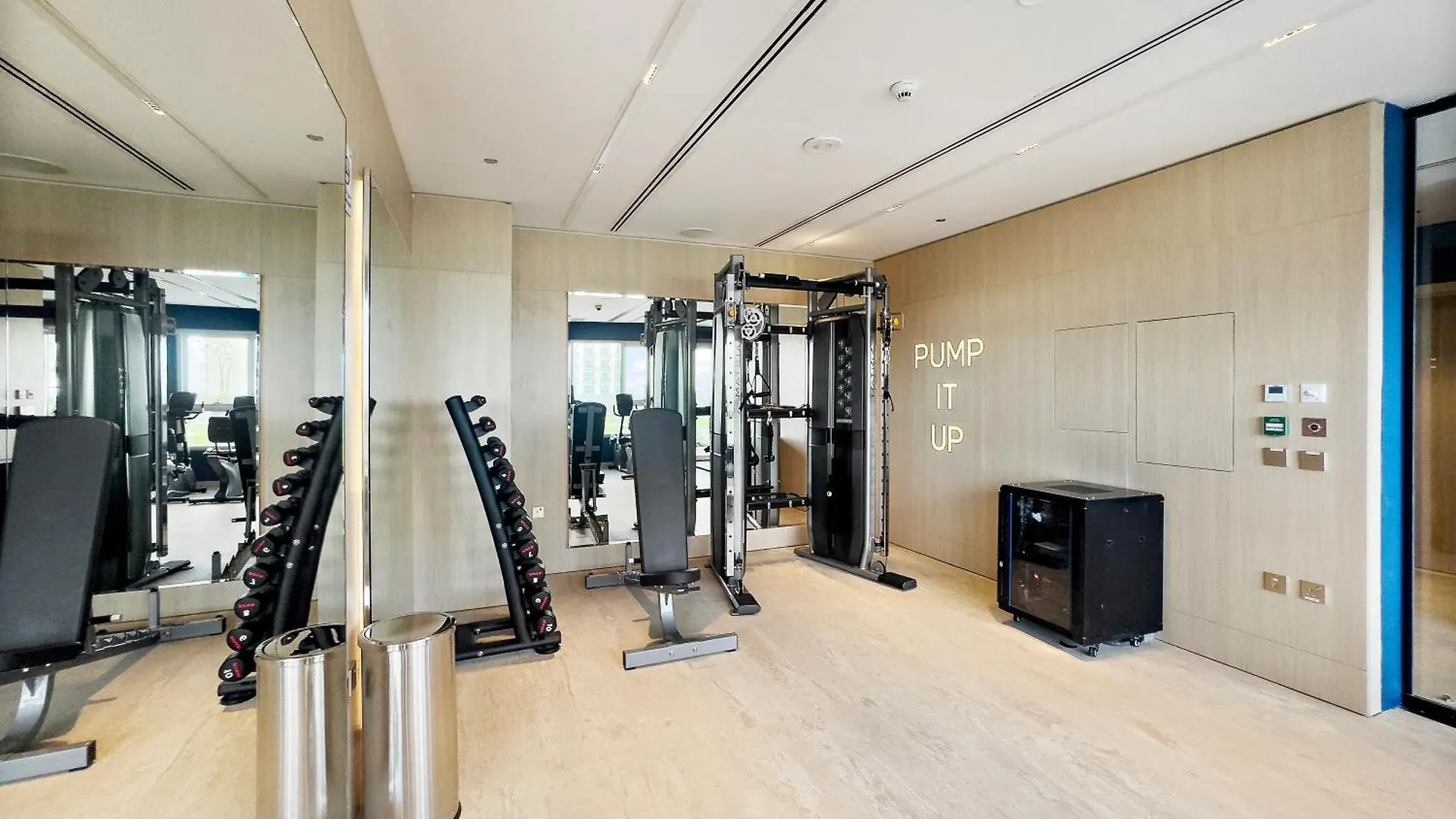 Welhome - Breathtaking View 1Br Apt In Damac Hills 2 Dubai Förenade Arabemiraten